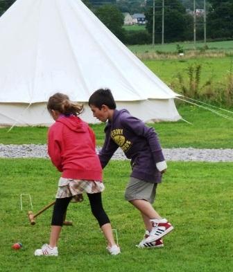 Family glamping in Dorset 